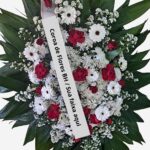 Coroa de Flores Luxo 04 BH - Rosas Vermelhas e Gerberas Brancas