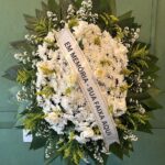 Coroa de Flores Tradicional BH 03 - Rosas Brancas